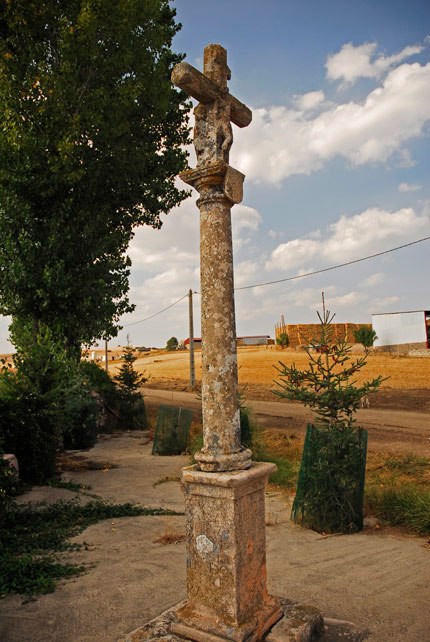 CRUZ DE PIEDRA