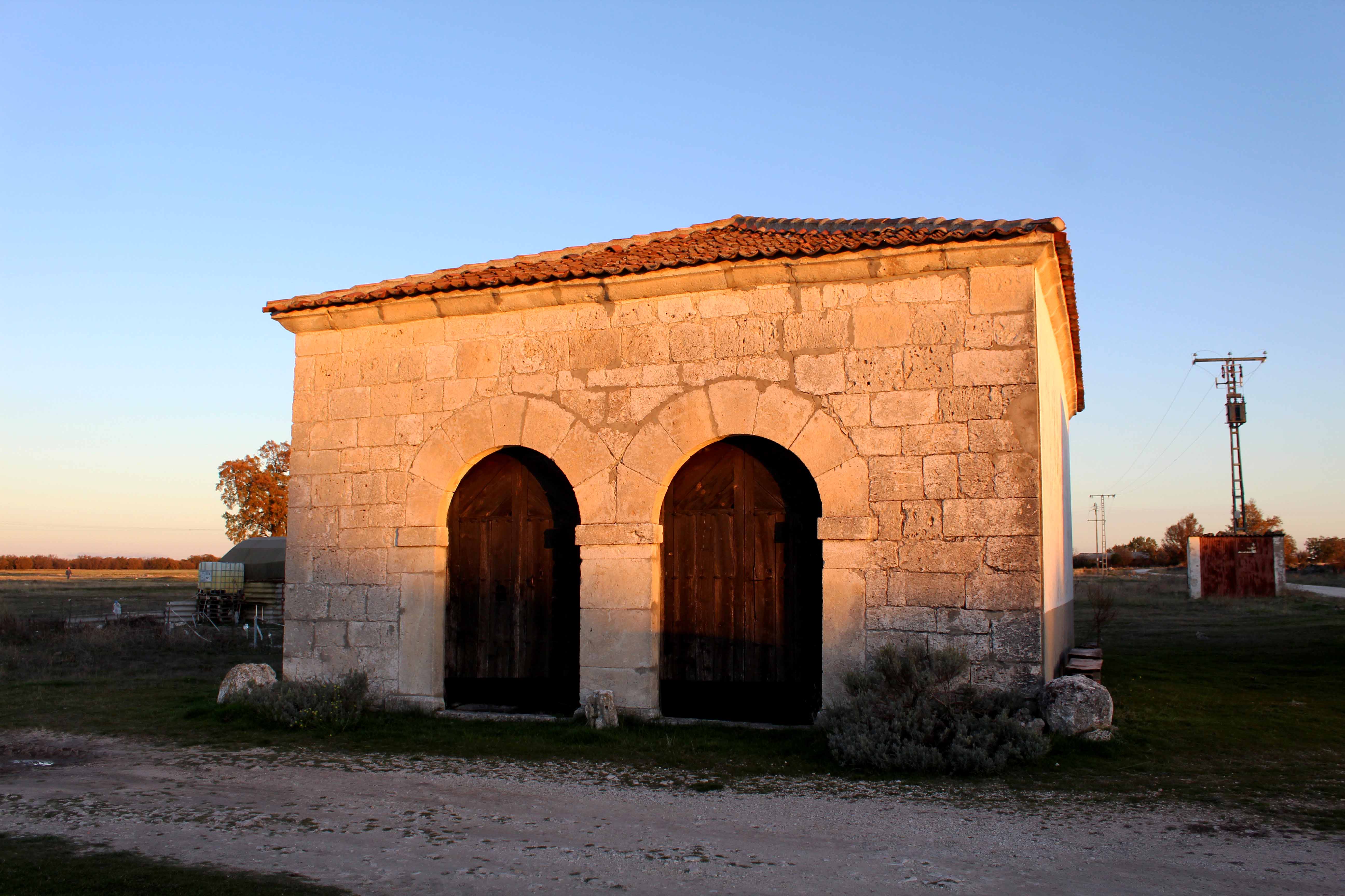 ERMITA DE SAN BENITO ADRADOS 2 retocada 