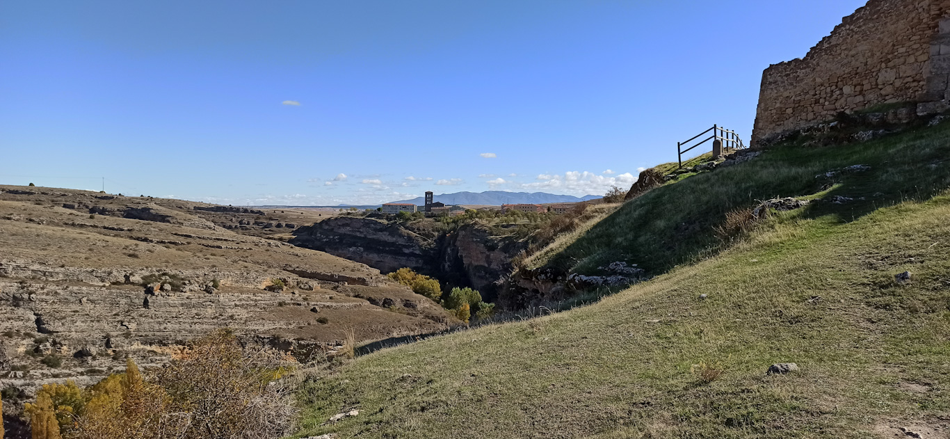 VISTAS DE LA VIRGEN DE LA PEÑA DESDE LA PUERTA LA FUERZA edited