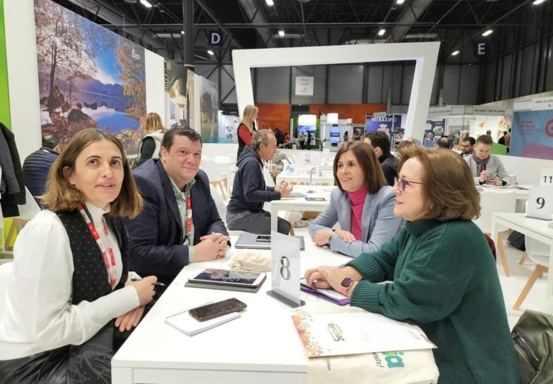 La Diputación sigue implantando la oferta turística de la provincia en el mercado internacional con la presencia en FITUR y la visita a Segovia de tour operadores asiáticos