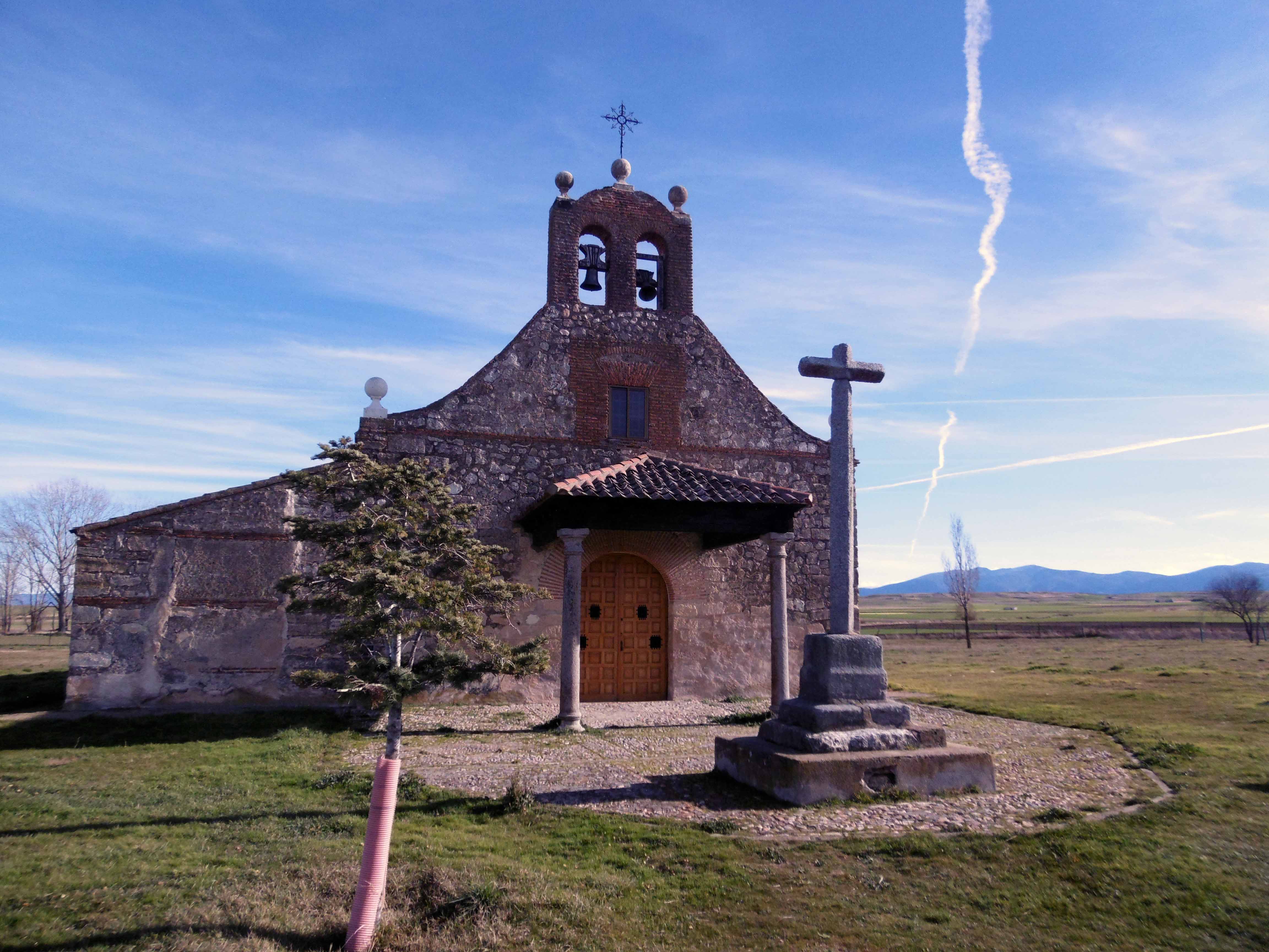 ERMITA_NTRA_SRA_DE_LOS_REMEDIOS_EXTERIOR_1_retocada.jpg