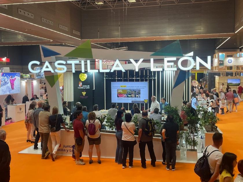 La provincia de Segovia se despliega en la Feria Expovacaciones Bilbao