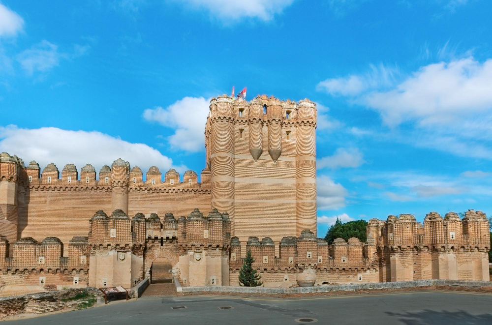 beautiful-castle-coca-in-spain.jpg