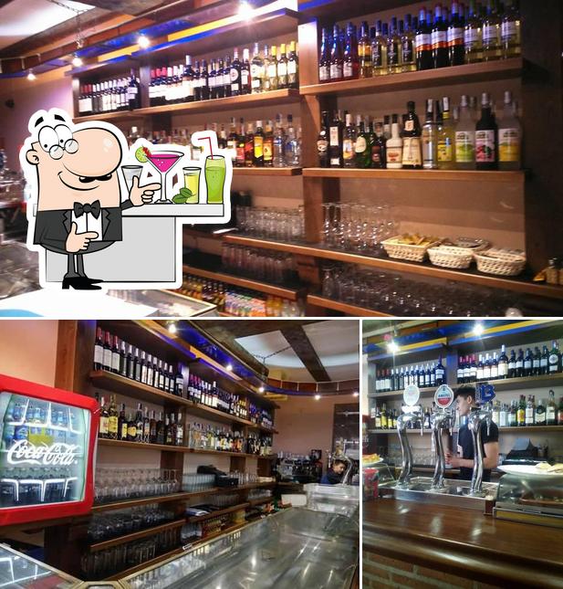 c09a-Pub-and-bar-Rincon-Real-bar-counter.jpg