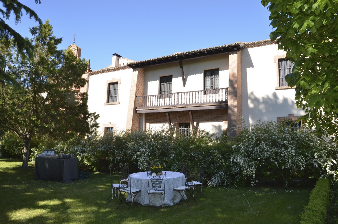Caserío de Lobones (Valverde del Majano)